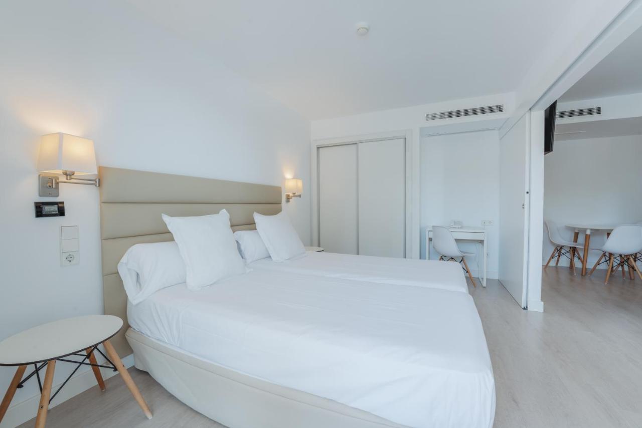 Aparthotel Ses Fotges プラヤ・デ・ムロ エクステリア 写真